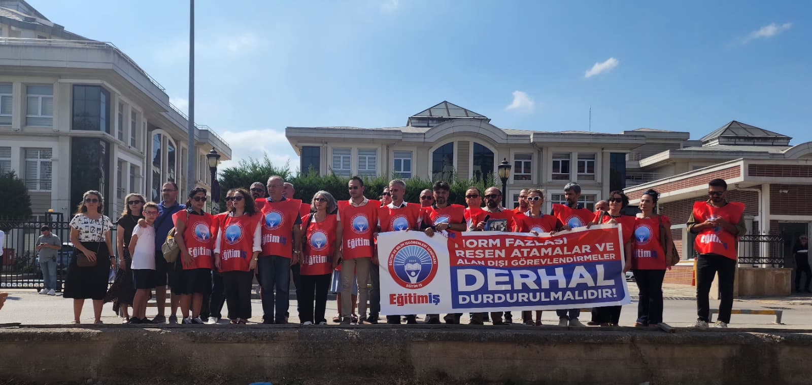 NORM FAZLASI RE’SEN ATAMALAR VE ALAN DIŞI GÖREVLENDİRMELER  DERHAL DURDURULMALIDIR!